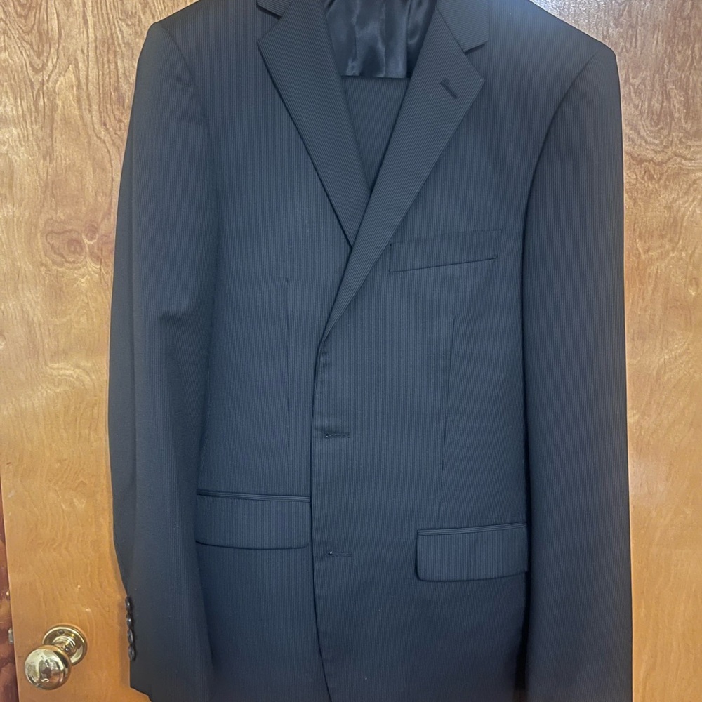 Ralph Lauren 38R Charcoal Grey Suit